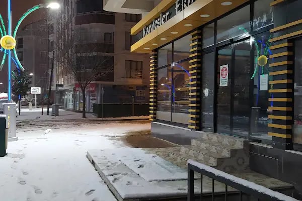 Bizim Ekmek &amp; Pasta Cafe - Resim 5