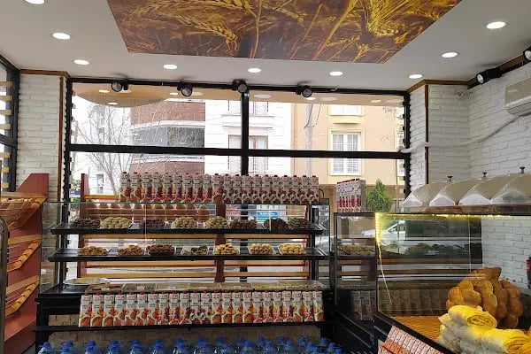 Bizim Ekmek &amp; Pasta Cafe - Resim 8