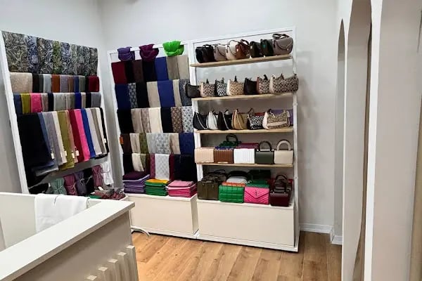 FuYa Boutique - Resim 10