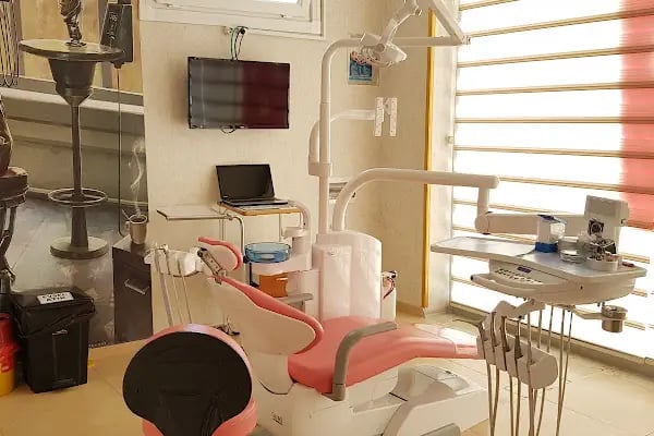 Hira dental diş kliniği Diş Doktoru Rümeysa Bolatkale - Resim 17