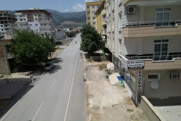 Hira dental diş kliniği Diş Doktoru Rümeysa Bolatkale - Resim 13