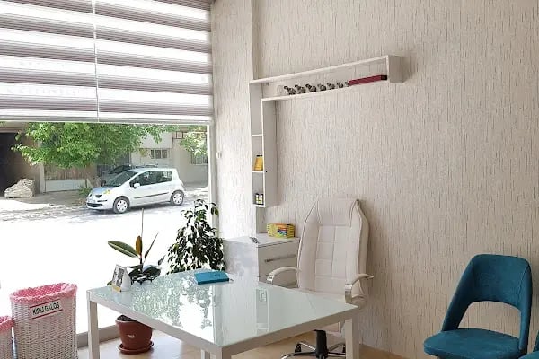 Hira dental diş kliniği Diş Doktoru Rümeysa Bolatkale - Resim 8