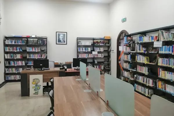 Mersin İl Halk Kütüphanesi - Resim 13