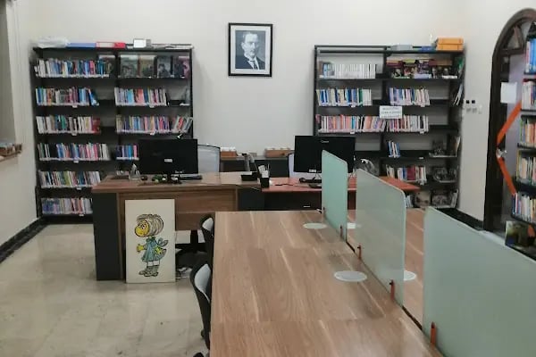 Mersin İl Halk Kütüphanesi - Resim 9