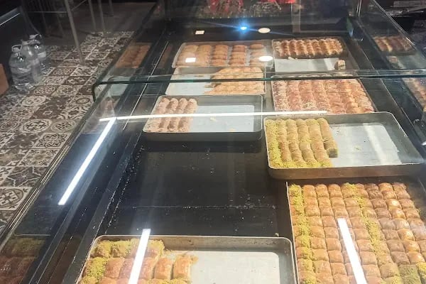 Ateşbaz Unlu Mamulleri - Resim 8