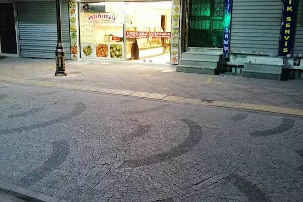 McDonald's İstanbul Bağcılar - Resim 19