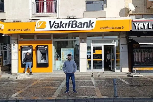 VakıfBank Buca Menderes Caddesi Şubesi - Resim 5