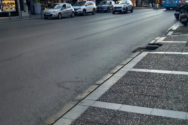VakıfBank Buca Menderes Caddesi Şubesi - Resim 4