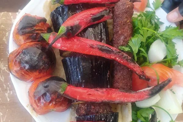 Zirve kafe ve ızgara salonu - Resim 13