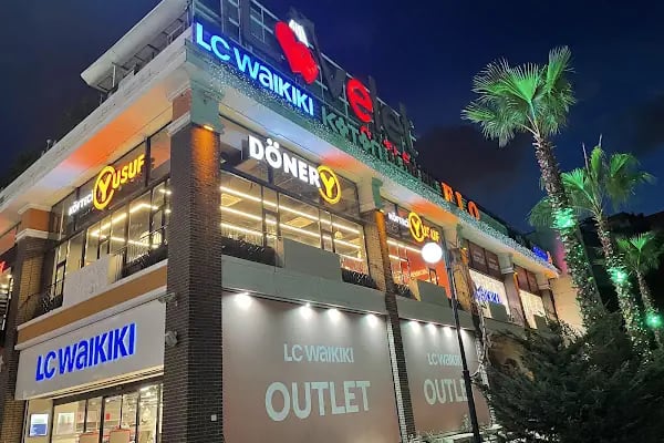 Lovelet Outlet Alışveriş Merkezi - Resim 18