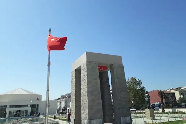 1915 Çanakkale Panorama Ve Muhsin Yazıcıoğlu Parkı Ve Müzesi - Resim 1