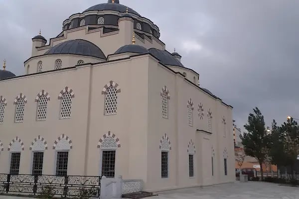 Emir Sultan Camii - Resim 2