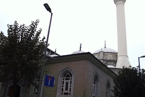 Şişli Müftülüğü Osmanbey Camii - Resim 1