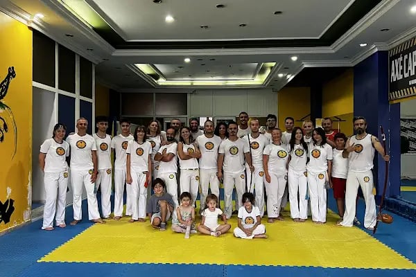 Axé Capoeira Akademi - Resim 3
