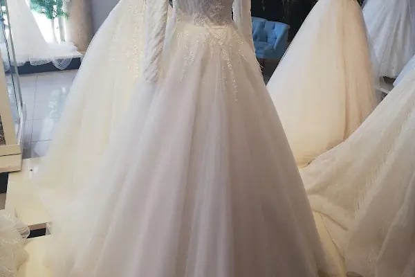 HAYAL MODA ANAMUR GELİNLİK .Abiye. Damatlık. Nişanlık.Elbuketi. Aksesuvar ,Duvak Özel Tasarım - Resim 9