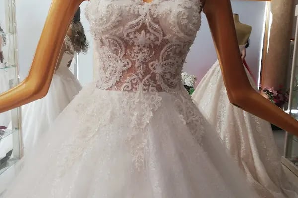 HAYAL MODA ANAMUR GELİNLİK .Abiye. Damatlık. Nişanlık.Elbuketi. Aksesuvar ,Duvak Özel Tasarım - Resim 6