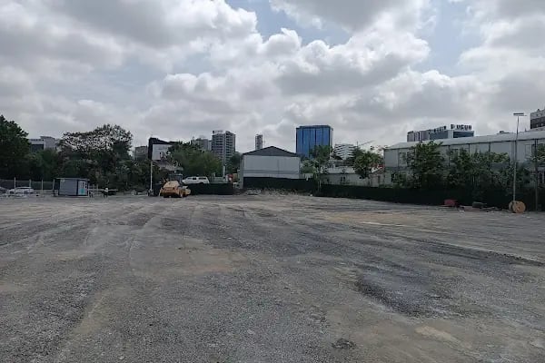 Bağcılar Belediyesi Mahmutbey Tır Parkı - Resim 7