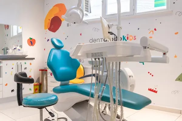 Dentgroup Yenibosna - Resim 19