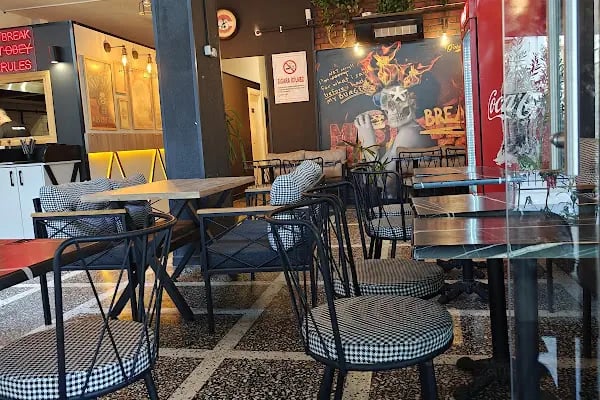 Serkan Restaurant &amp; Bar - Resim 11