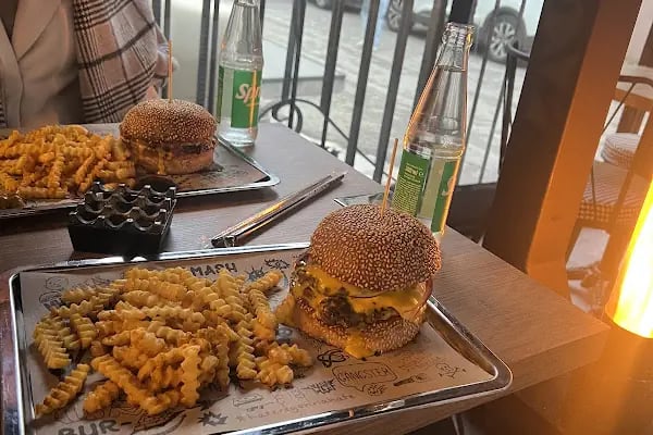 Serkan Restaurant &amp; Bar - Resim 12