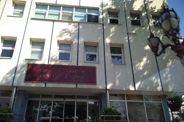 Türk Hava Kurumu Üniversitesi - Resim 3