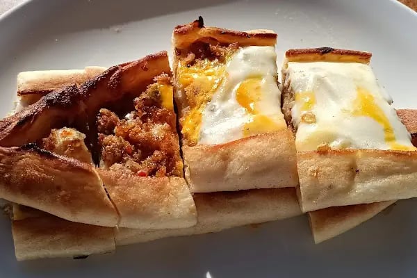 Sarıyer Börekçisi - Resim 3