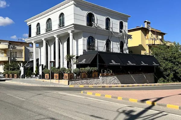 TheMaxut Kuaför Hamam Spa ve Güzellik Salonu - Resim 13