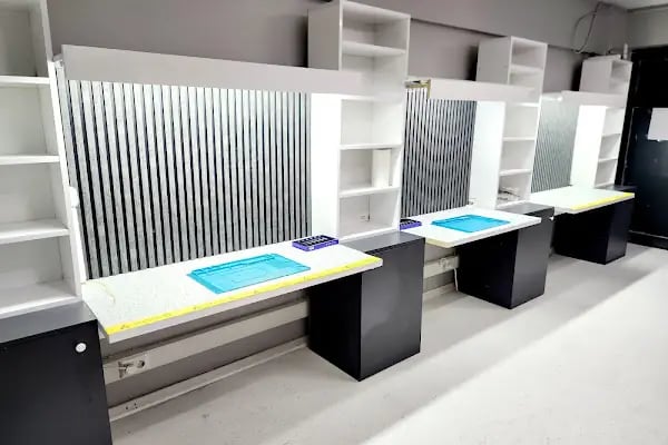 Uğur Elektronik (4D Teknoloji)Cep Telefonu ve Tablet Teknik Servisi - Resim 3