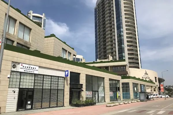 Özel Surdent Ağız Ve Diş Sağlığı Polikliniği - Dental Clinic - مركز خاص لصحة الفم والأسنان - Resim 2
