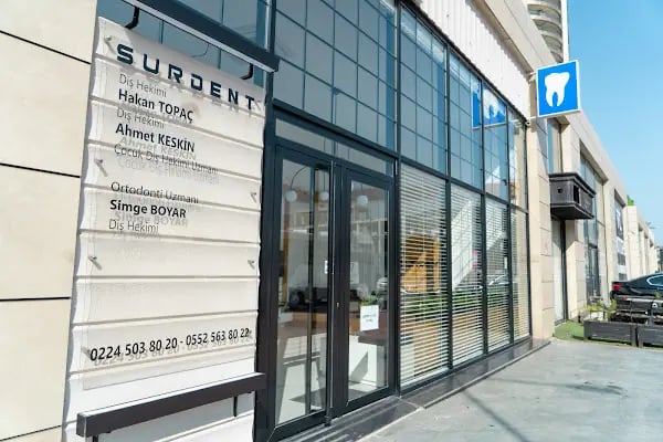 Özel Surdent Ağız Ve Diş Sağlığı Polikliniği - Dental Clinic - مركز خاص لصحة الفم والأسنان - Resim 14
