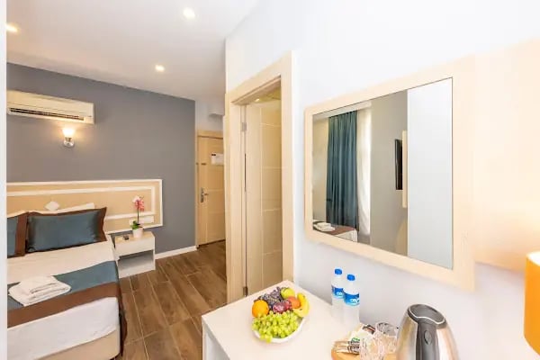 Legend Tulip Hotel - Resim 4