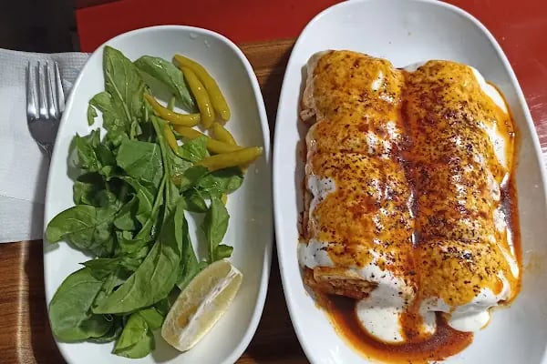 Köşem Döner &amp; Kanat Salonu - Resim 10