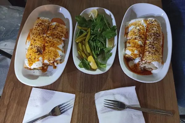 Köşem Döner &amp; Kanat Salonu - Resim 3