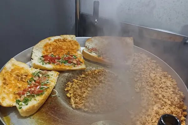 Köşem Döner &amp; Kanat Salonu - Resim 5