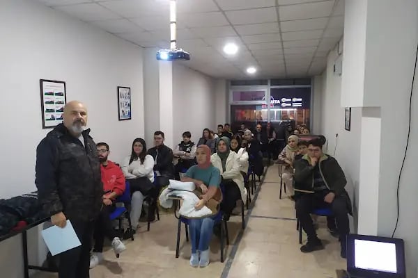 ÖZEL ALTIEYLÜL AYKUT SÜRÜCÜ KURSU - Resim 15