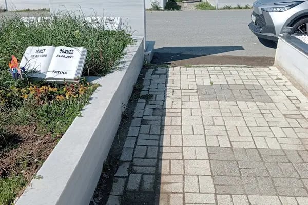 YENİ AYAZAĞA MEZARLIĞI - Resim 18