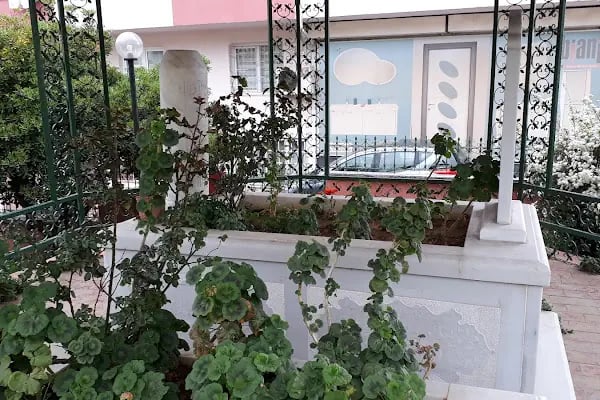 Karadavut Hazreti Türbesi - Resim 8