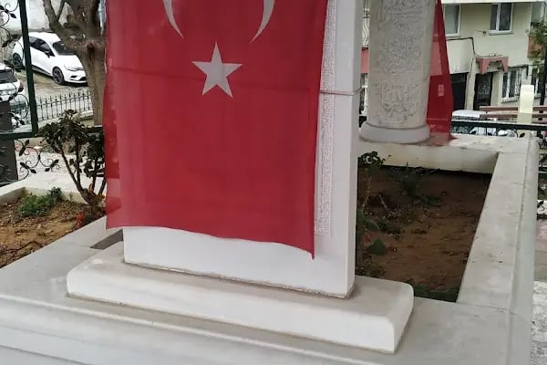 Karadavut Hazreti Türbesi - Resim 5