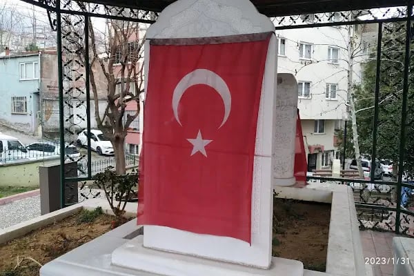 Karadavut Hazreti Türbesi - Resim 13