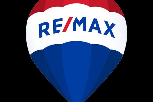 REMAX Plaza Gayrimenkul - Resim 20