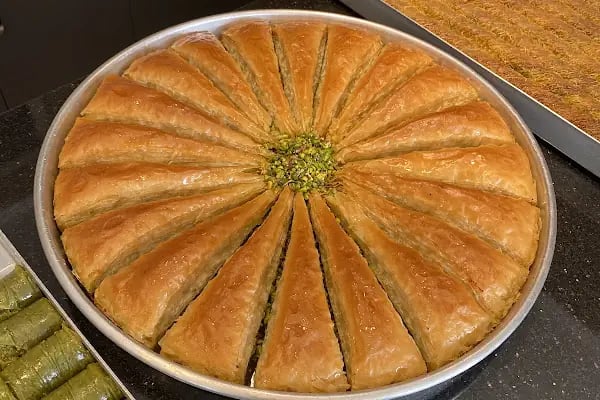 Gaziantepli Haci İbrahim Usta Baklava ( Otogar ) - Resim 3