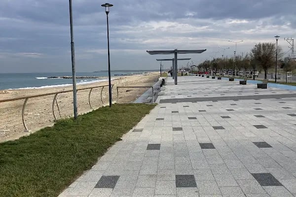 Karaburun Sahili (Halk Plajı) - Resim 18