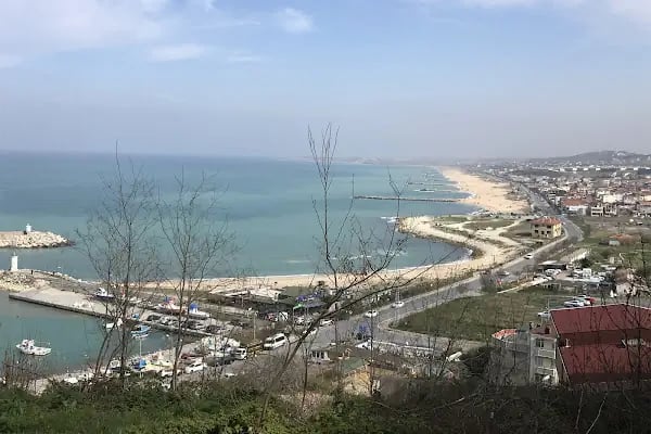 Karaburun Sahili (Halk Plajı) - Resim 1