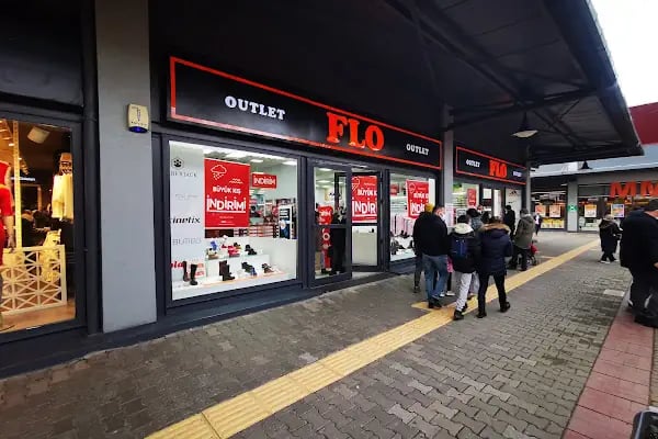 FLO İzmit Outlet Center Mağazası - Resim 3