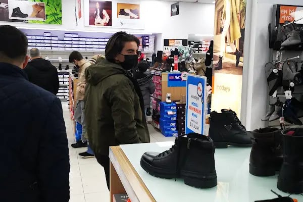FLO İzmit Outlet Center Mağazası - Resim 2