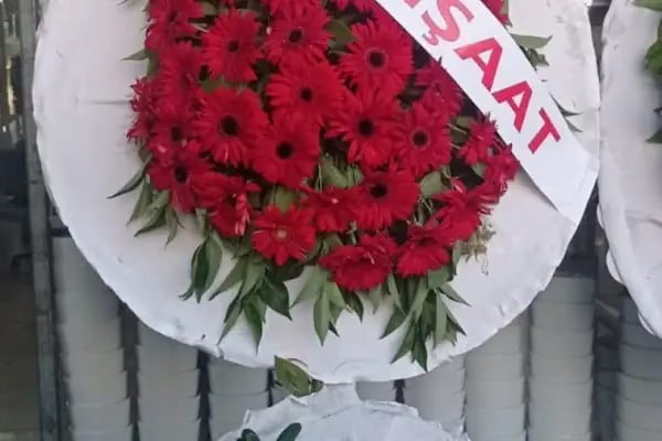 Özdemir Çiçekçilik &amp; Nikah Şekeri - Resim 12