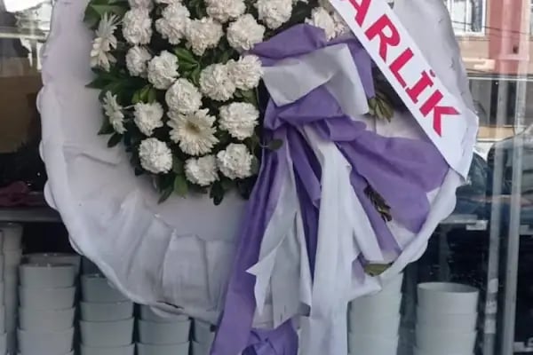 Özdemir Çiçekçilik &amp; Nikah Şekeri - Resim 6