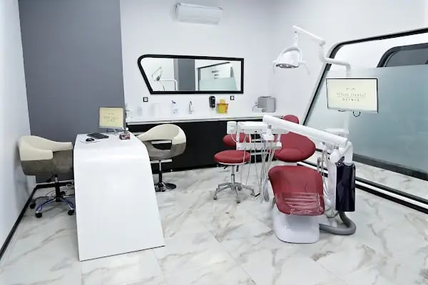 White Dental Clinic Ağız ve Diş Sağlığı Polikliniği - Resim 17