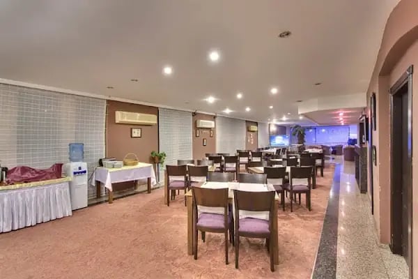 Hotel Antroyal - Resim 10
