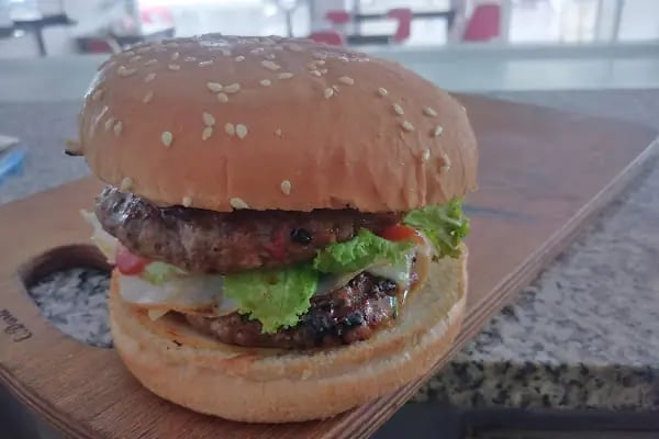 Zigana Dağ Restaurant &amp; Et Mangal - Resim 4